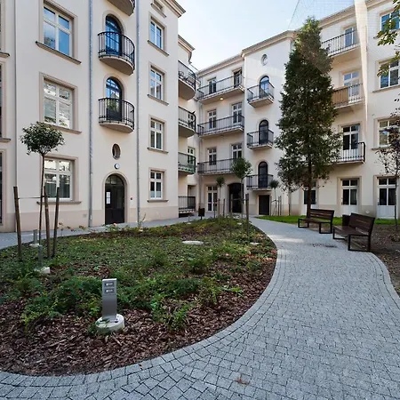 Plac Na Groblach 19 Apartment *